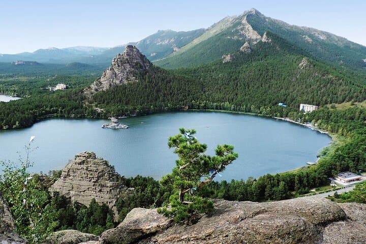 Day Trip to Burabay National Park from Astana: BolekTau Hike, Zhumbaktas & Botay Museum