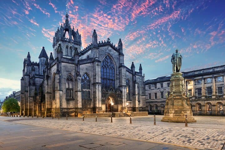 Mary Queen of Scots Self-Guided Old Town Walking Tour — Royal Mile GPS Guide photo 2