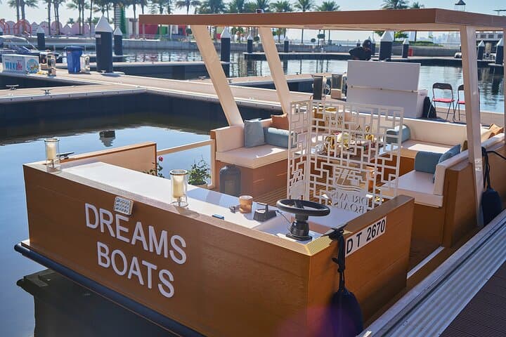 45-Minute Dream Boats Floating Café Cruise in Dubai Marina photo 5