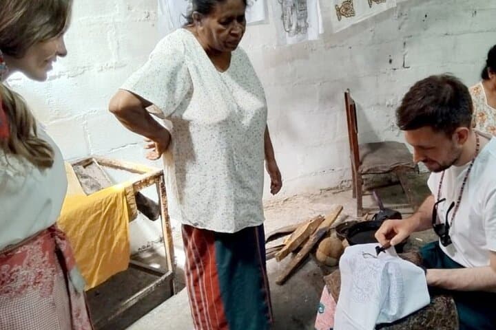 Private Batik Making Experience in Kandy: Hands-On Textile Workshop and Cultural Lunch