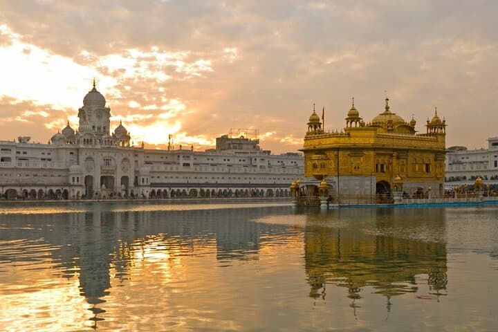 7-Day Golden Triangle & Amritsar Tour: Delhi, Agra, Jaipur & the Golden Temple photo 2
