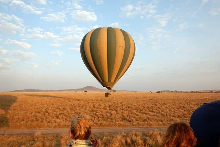 Masai Mara 4-Day Safari with Sunrise Hot Air Balloon — Big Five & Cultural Visit photo 1