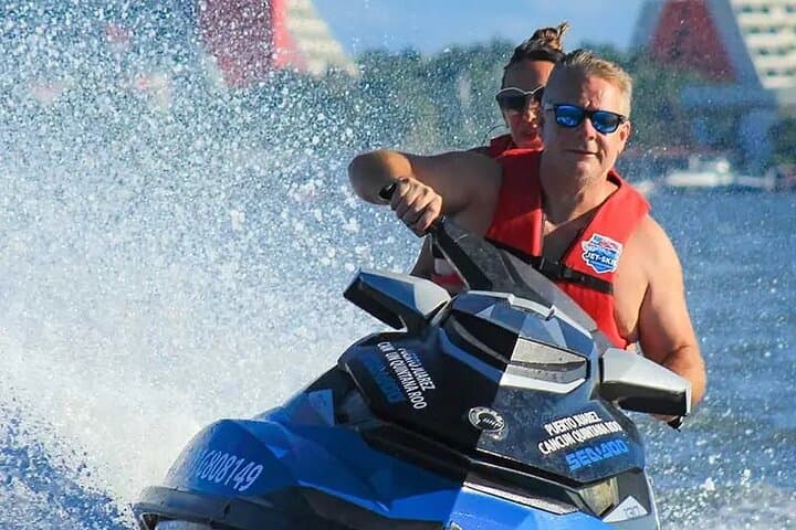 High-Speed Wave Runner on Cancun's Nichupté Lagoon: 30–60 Minute Rides photo 2