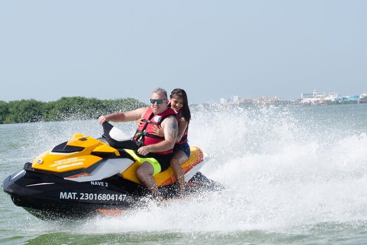 High-Speed Wave Runner on Cancun's Nichupté Lagoon: 30–60 Minute Rides photo 3