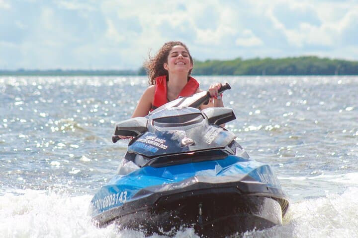 High-Speed Wave Runner on Cancun's Nichupté Lagoon: 30–60 Minute Rides photo 4