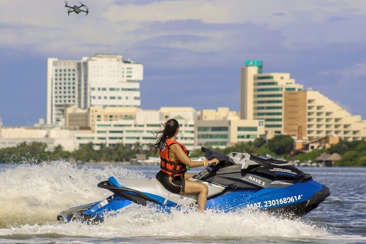 High-Speed Wave Runner on Cancun's Nichupté Lagoon: 30–60 Minute Rides photo 5