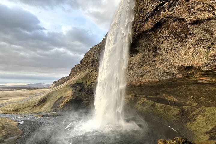 Private South Coast Tour: Seljalandsfoss, Skógafoss, Glacier Walk & Reynisfjara photo 2