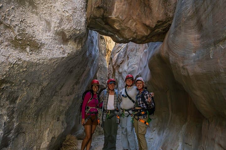 Blue Pools Canyoneering Near Lake Powell: Beginner-Friendly Slot Canyon Rappels photo 6