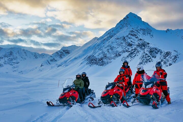 Aurora Crystal Lavvo: Overnight Snowmobile Adventure in Lyngen photo 4