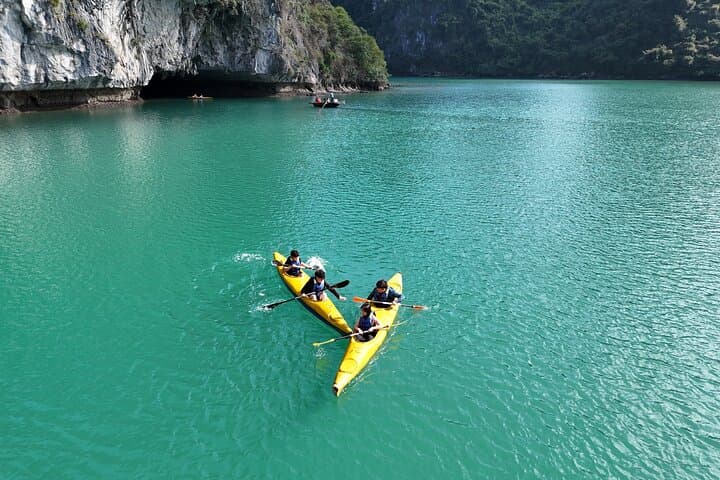 Halong Delight: Full-Day Premium Cruise & Kayak in Lan Ha Bay photo 3