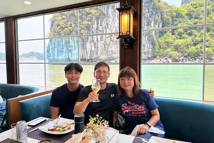 Halong Delight: Full-Day Premium Cruise & Kayak in Lan Ha Bay photo 6