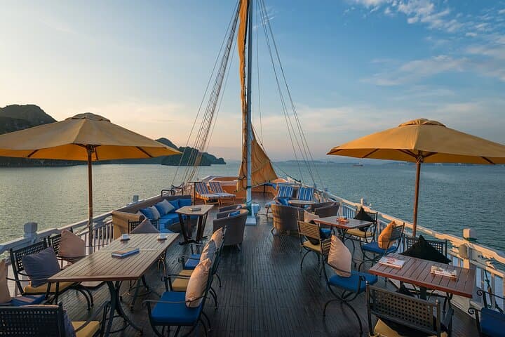 Halong Bay 2-Day Overnight Cruise with Kayaking, Titov Hike & Sung Sot Cave photo 4
