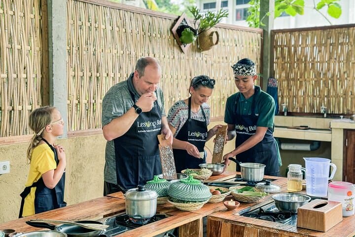 Ubud Balinese Cooking Class, Tegenungan Waterfall & Monkey Forest Day Tour photo 4