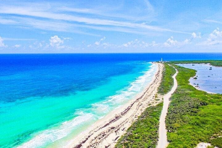 Cozumel Electric Island Tour: Snorkel the Yucab Reef, Beach BBQ & Mayan Ceremony photo 4