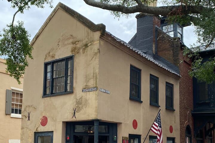 Charleston 8pm Holy City Hauntings Tour — After-Dark Ghost Walk in Historic Downtown photo 2
