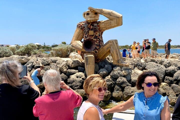 Mandurah Giant & Dolphin Cruise: Seba's Song Boat Tour on Peel-Harvey Estuary photo 4