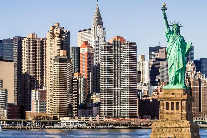 Self-Guided NYC Walking Audio Tour: Times Square to Central Park in 2–3 Hours photo 5