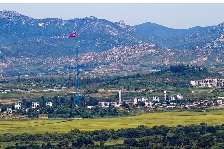 DMZ Tour from Seoul: Imjingak, Third Tunnel & Dora Observatory Day Trip photo 6
