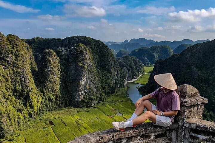 Ninh Binh Day Trip from Hanoi: Bai Dinh, Trang An & Mua Cave Guide photo 3