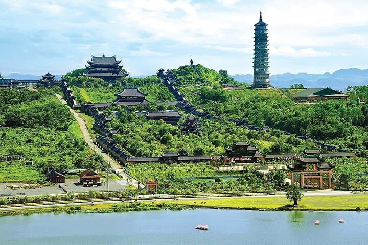 Ninh Binh Day Trip from Hanoi: Bai Dinh, Trang An & Mua Cave Guide photo 2