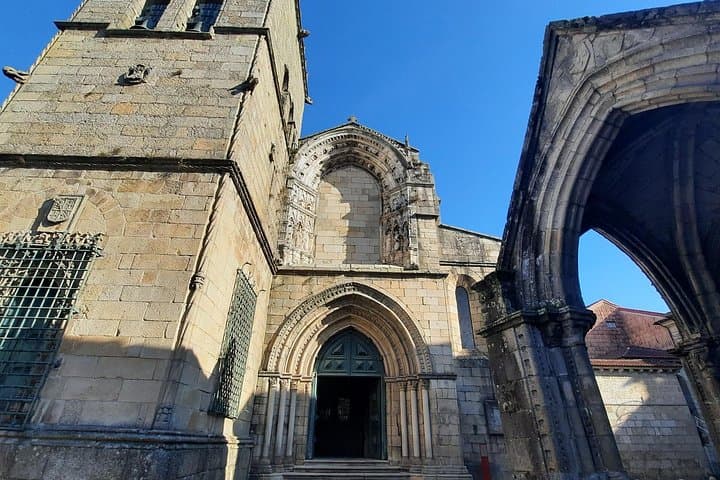 Guimarães Self-Guided Scavenger Hunt: Interactive Walking Tour of Historic Sights photo 5