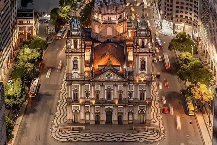 Rio de Janeiro Historical Downtown Walking Tour — Centro, Praça XV & Cinelândia photo 3