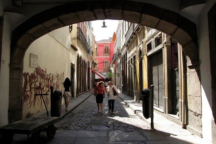 Rio de Janeiro Historical Downtown Walking Tour — Centro, Praça XV & Cinelândia photo 4