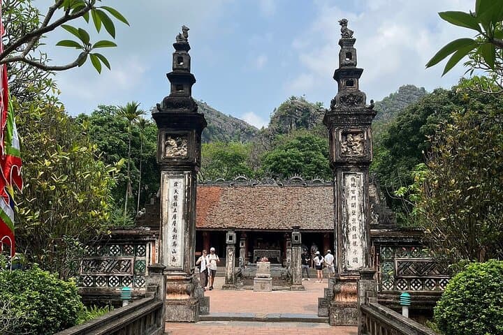Full-Day Ninh Binh Highlights: Hoa Lu & Trang An Boat Tour from Hanoi photo 6