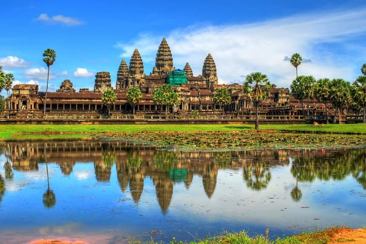 Half-Day Angkor Wat by Tuk Tuk — Siem Reap Temple Tour Guide photo 1