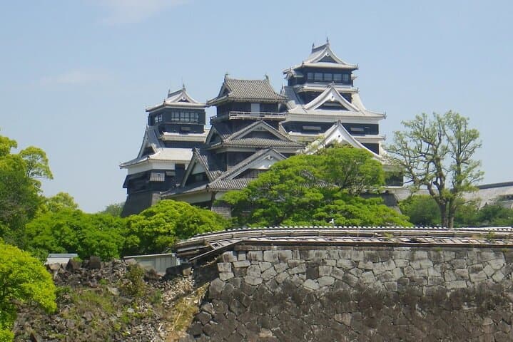 Day Trip to Kumamoto Castle, Mount Aso & Kurokawa Onsen — Full-Day Kyushu Adventure