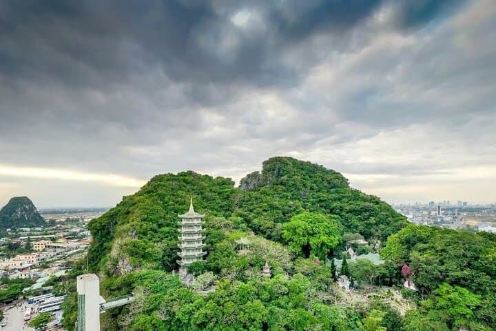 Marble Mountains, Âm Phủ Cave & Monkey Mountain: Small-Group Day Tour from Da Nang