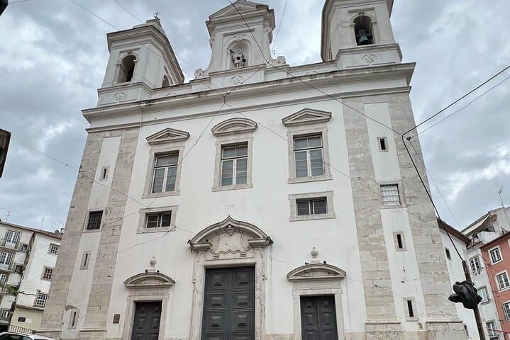 Lisbon Alfama Scavenger Hunt: Interactive Self-Guided Walking Tour photo 3