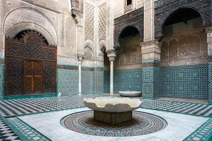 Private Fes Medina Guided Tour with Luxury Car and All-Inclusive Tickets photo 3