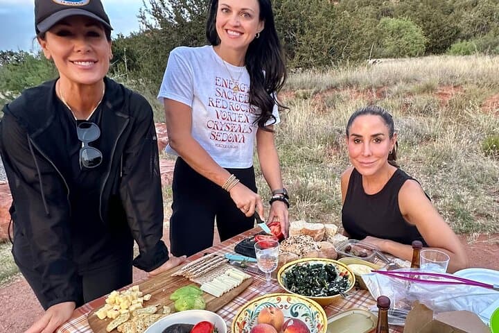 Sunset, Sacred Stones, and Stars: Private Sedona Picnic & Stargazing Tour photo 4