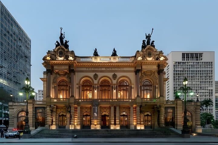 Rio de Janeiro Highlights: Historic Center Walking Tour with Local Guide