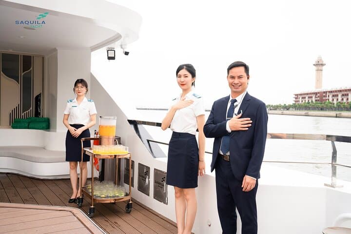 Halong Luxury Yacht Day Cruise: Saquila Yacht to Sung Sot Cave & Titop Island photo 5