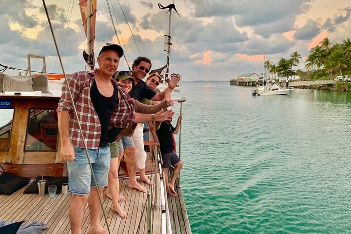 Shaolin Seafood Lunch Sail — Port Douglas Coastal Junk Boat Lunch on the Coral Sea photo 4