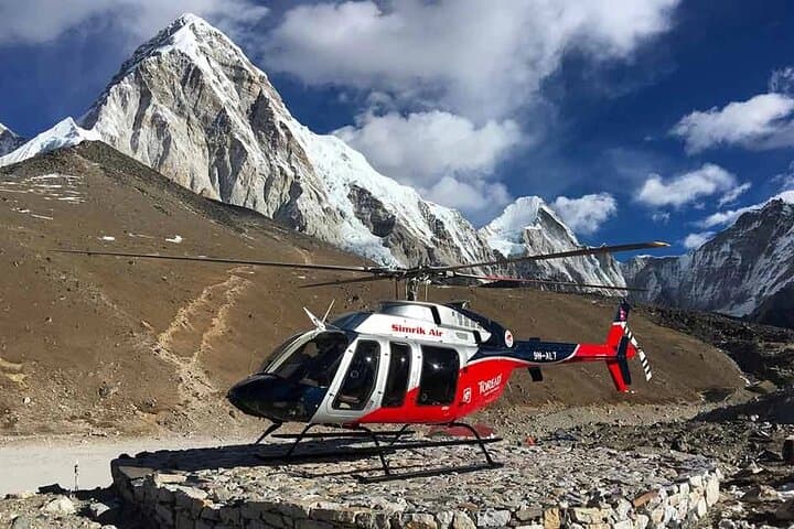 Helicopter Transfer from Gorakshep to Kathmandu: Everest Valley from Above photo 5