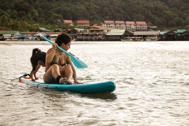 Stand-Up Paddleboarding in Bang Bao Bay, Koh Chang — SUP & Snorkel Guide photo 4