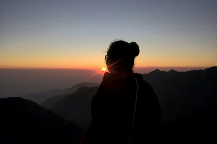Kunjapuri Temple Sunrise Trek from Rishikesh — Guided Half-Day Himalayan Trek photo 5