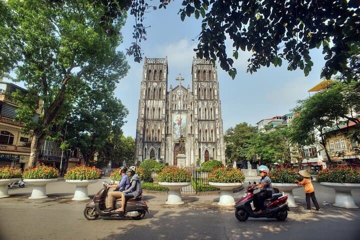 Hanoi in Six Hours: Private Layover Tour From Noi Bai Airport photo 3