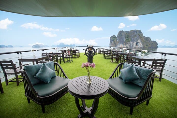 Bai Tu Long Bay Day Cruise from Hanoi — La Muse Off-the-Beaten-Path