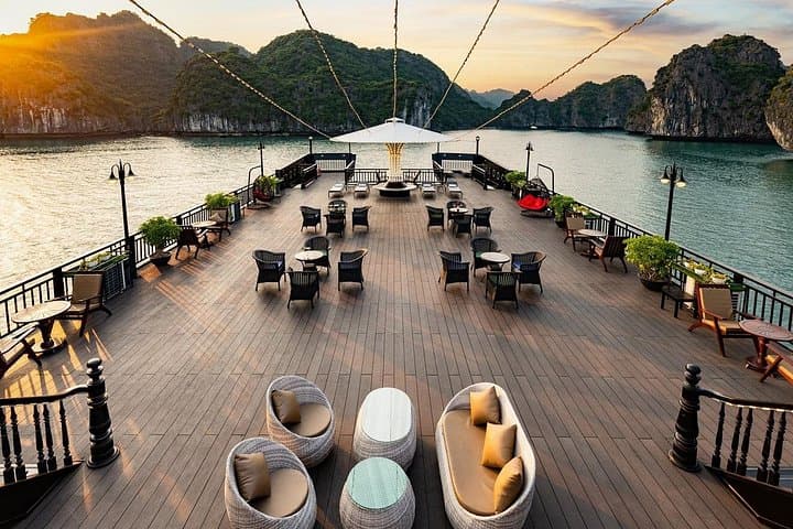 Kite Cruise Lan Ha Bay: 2-Day Lan Ha & Halong Bay Overnight Cruise from Hanoi photo 4