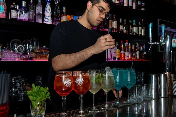 Tipsy Tour Florence: Guided Bar Crawl & Dark History Walk photo 4