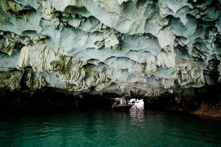 Lan Ha Bay 2-Day Overnight Cruise from Hanoi: Kite Cruise, Kayaking & Swimming photo 3