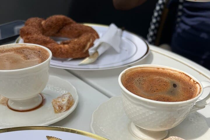Georgetown Morning Food Tour: Cobblestones & Croissants photo 3