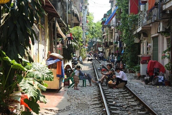 Private Hanoi Train Street Walking Tour – Old Quarter Highlights & Local Guide photo 5