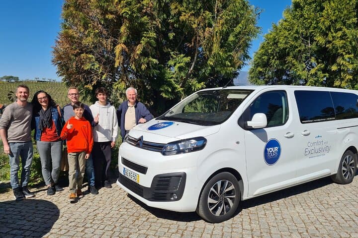 Douro Valley Best-Of Private Tour — Custom Wine, Scenic Drive & Tasting from Porto photo 4