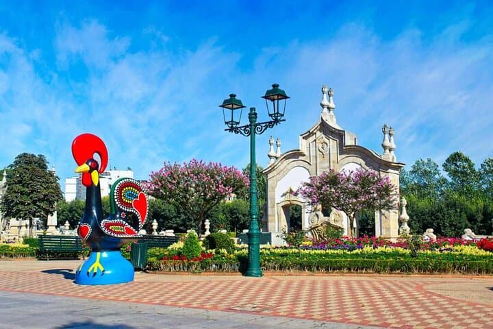 Alto Minho Full-Day Private Tour: Barcelos, Ponte de Lima & Santa Luzia photo 3