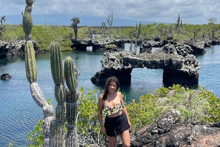 5-Day Galápagos Aquatic and Land Expedition: Snorkel, Hike & Wildlife Encounters photo 3